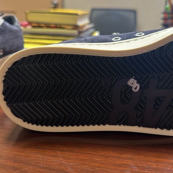 P448 low top sparkle sneaker Sz 8 1/2 - Picture 4 of 7